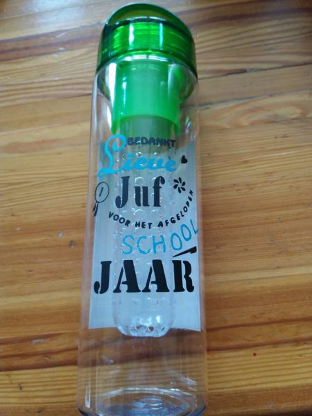 Water beker met ruimte voor ijsblokjes of fruit